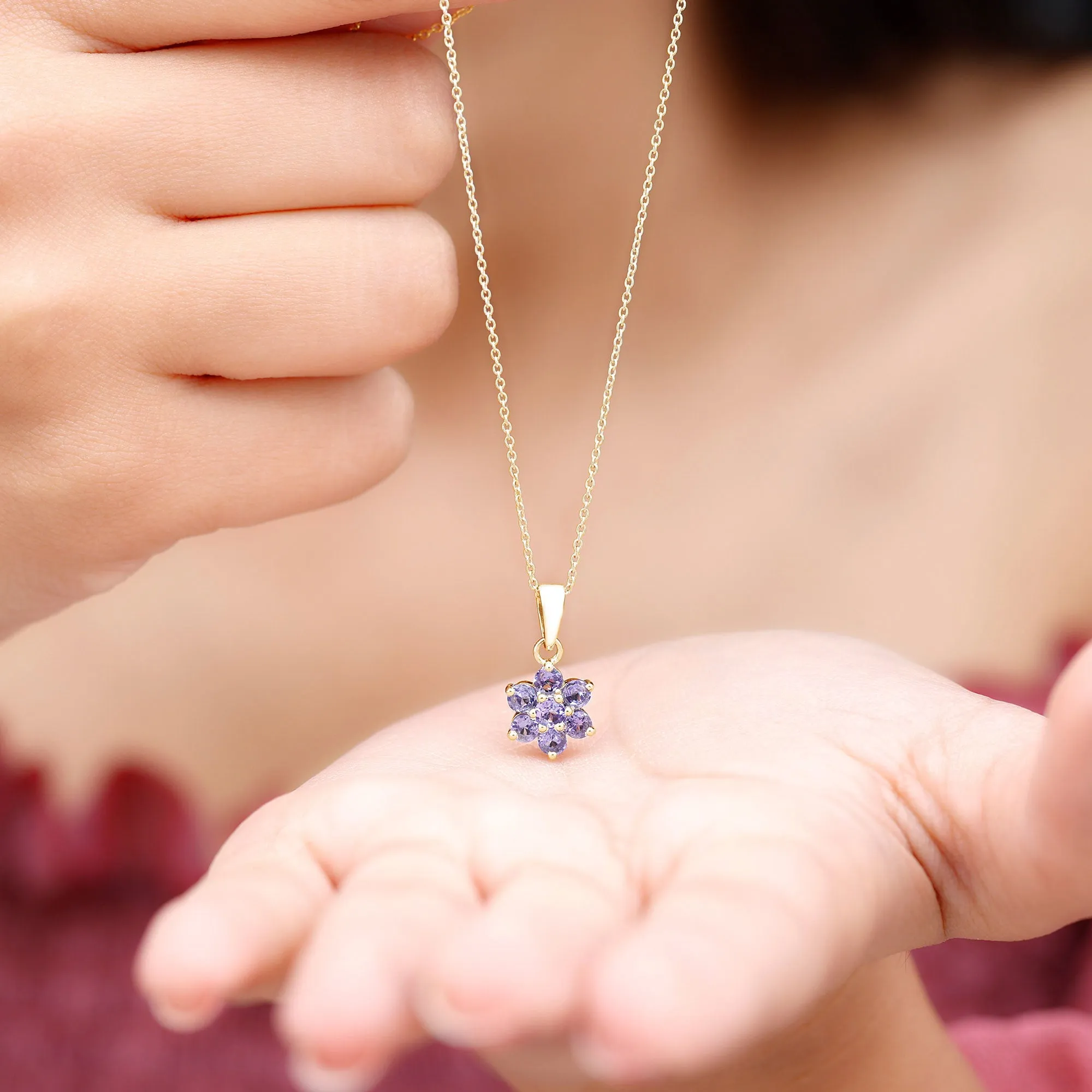 1 CT Blue Tanzanite Floral Cluster Pendant