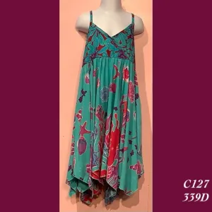 C127 - 339D , Handkerchief dress