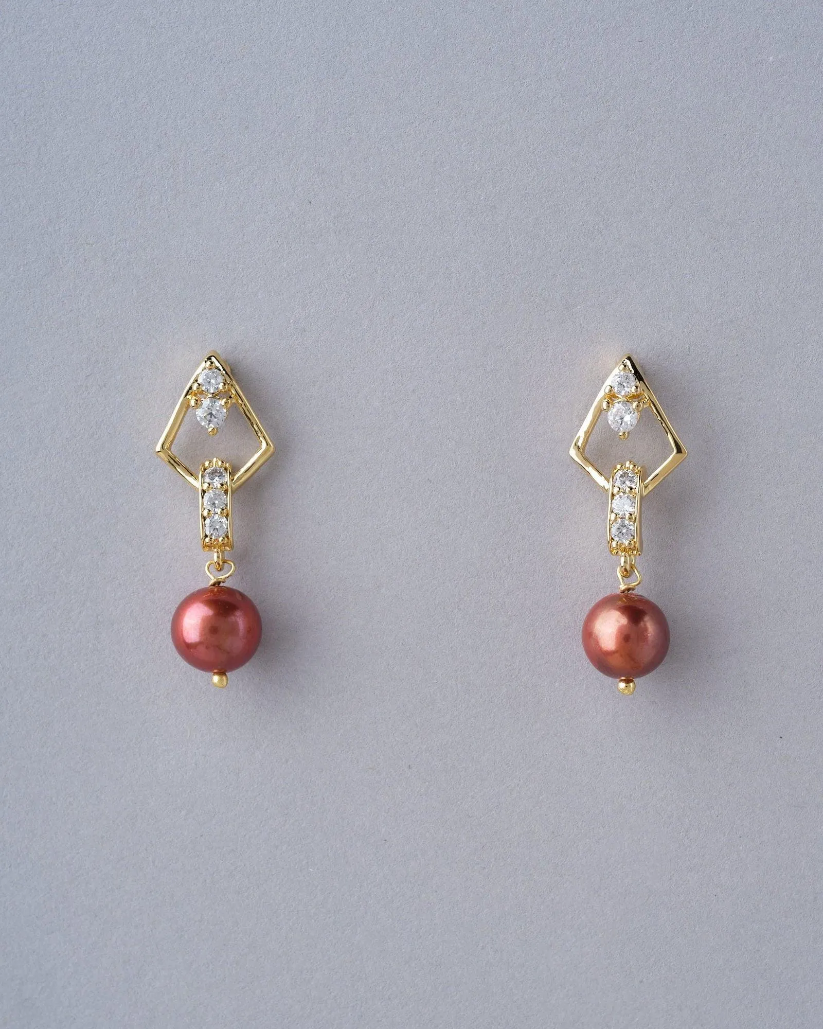 Cascading Chic Pearl Drop Earring