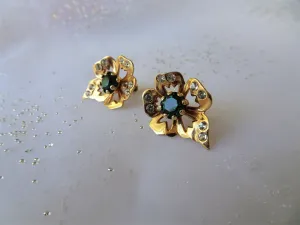 DAZZLING Glass Floral Earrings,Mirror Like Gold Metal Green Art Glass and White Rhinestones,Screw Back Earrings,Collectible Vintage Jewelry