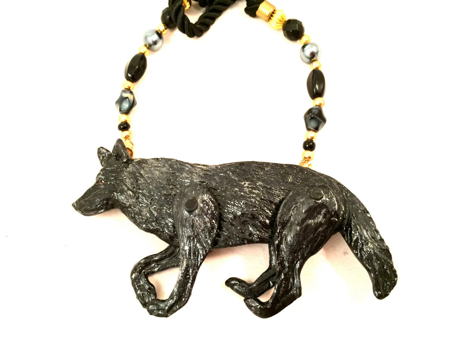 Dorian Designs Necklace Wolf Pendant