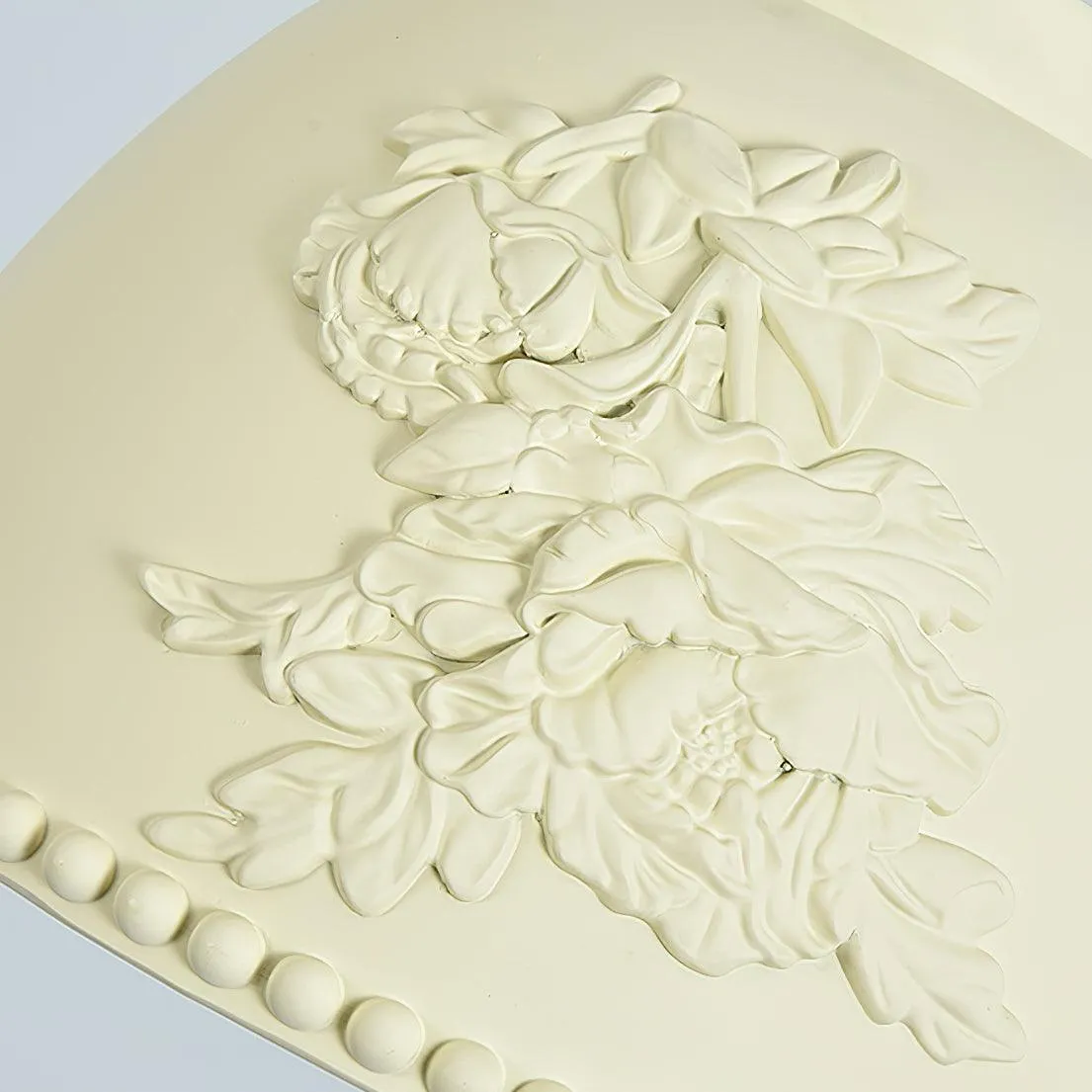 Embossed Flora Pendant Lamp