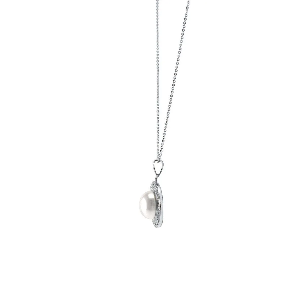 Lordyn White Pearl Halo Pendant