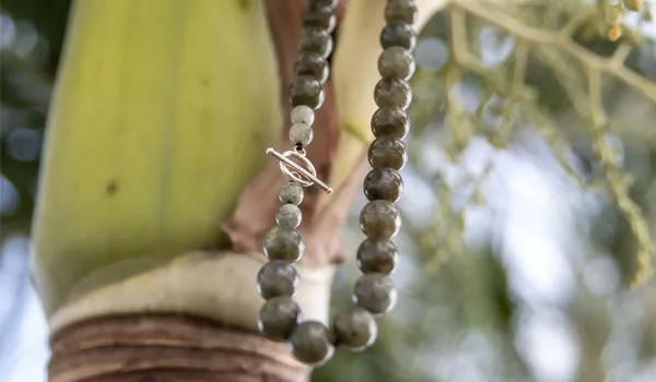 Luxury Labradorite Natural Gemstone Necklace