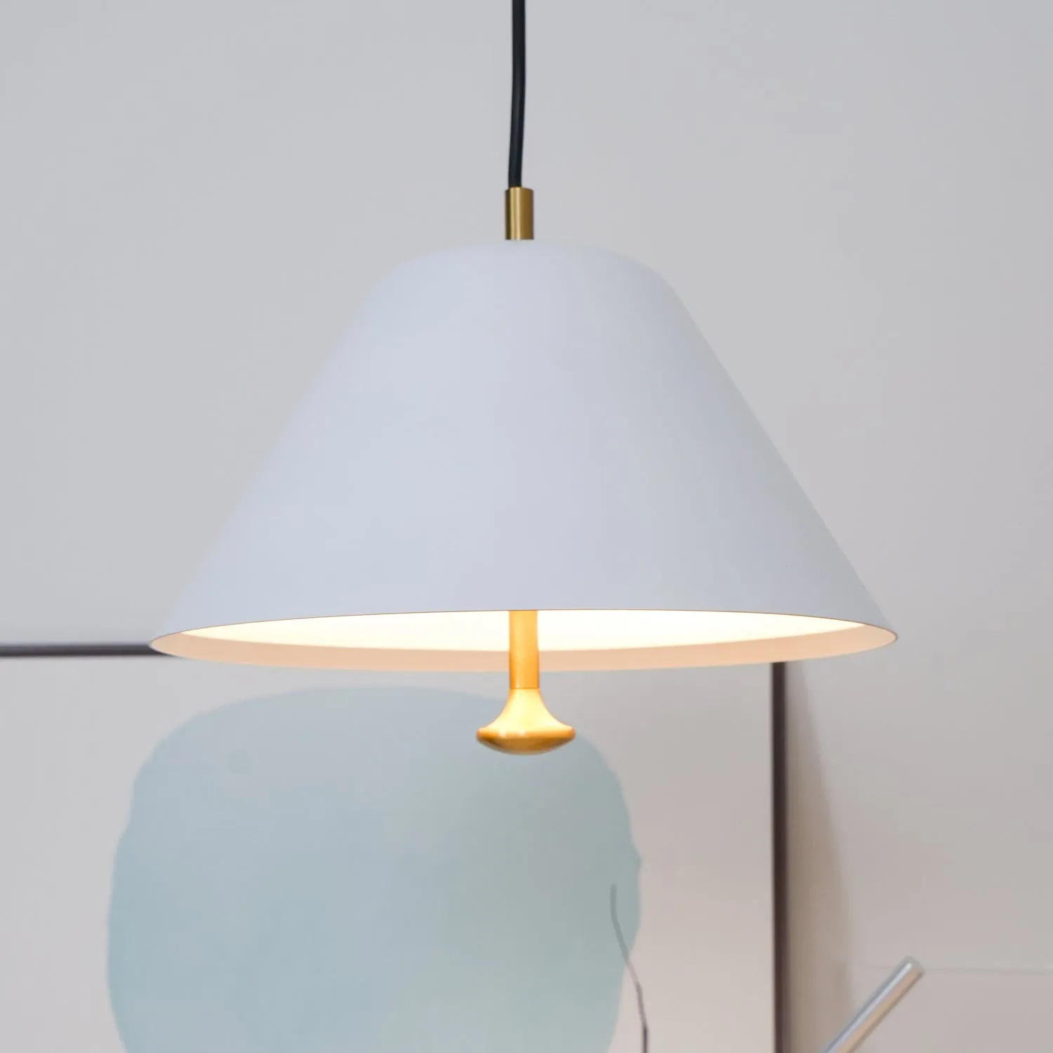 Minimalist Pendant Lamp