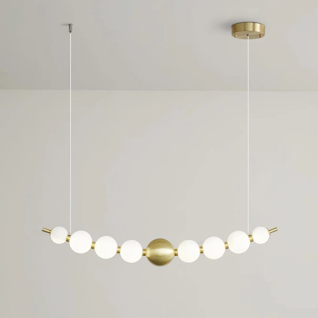 Pearl Chain Pendant Lamp