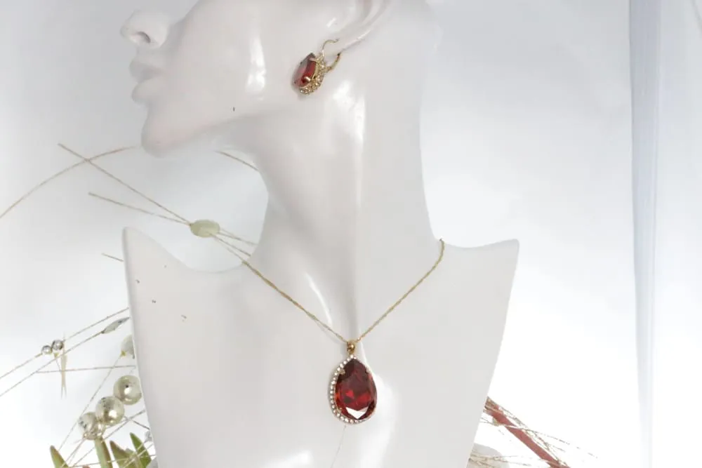 RED JEWELLRY SET