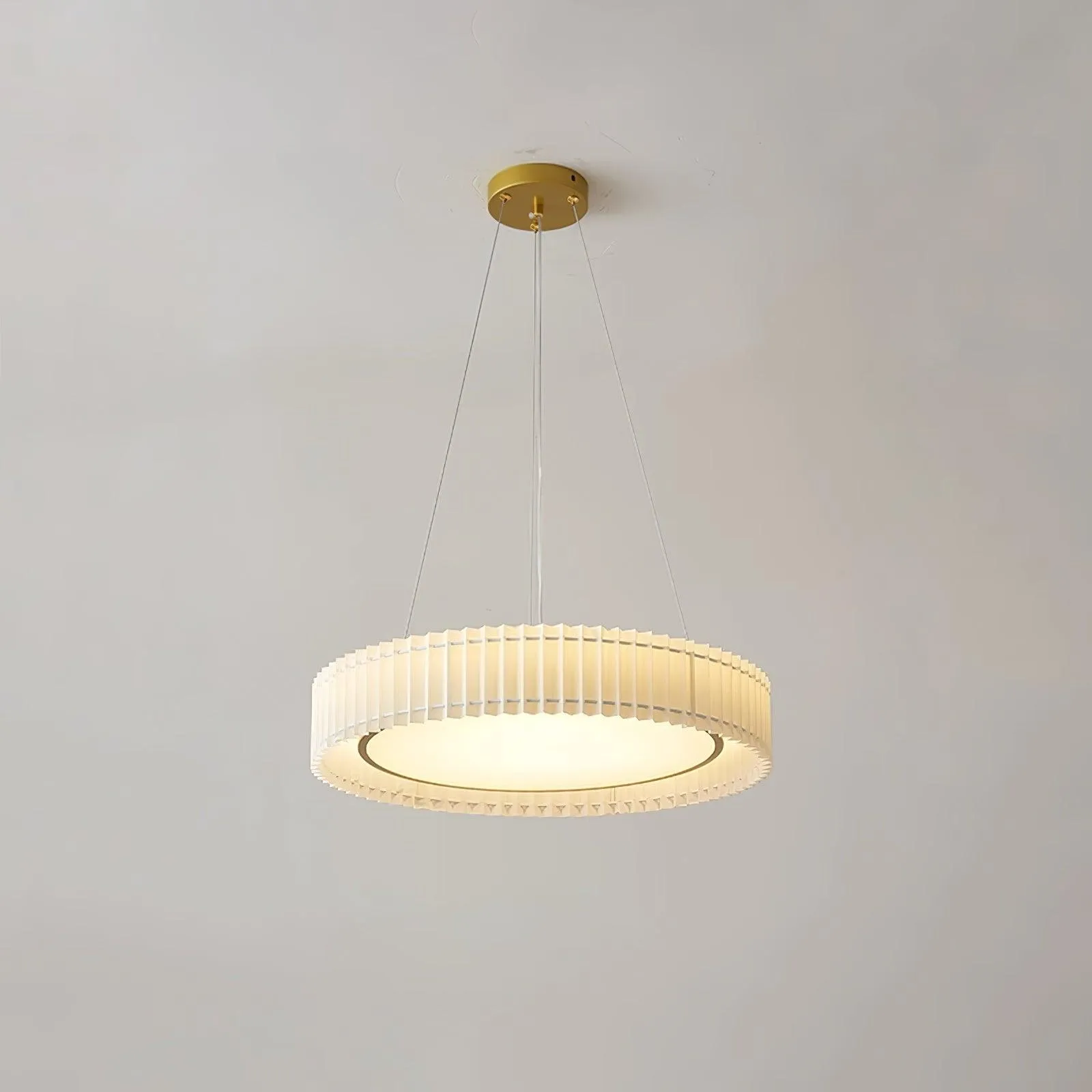 Round Pleated Pendant Lamp