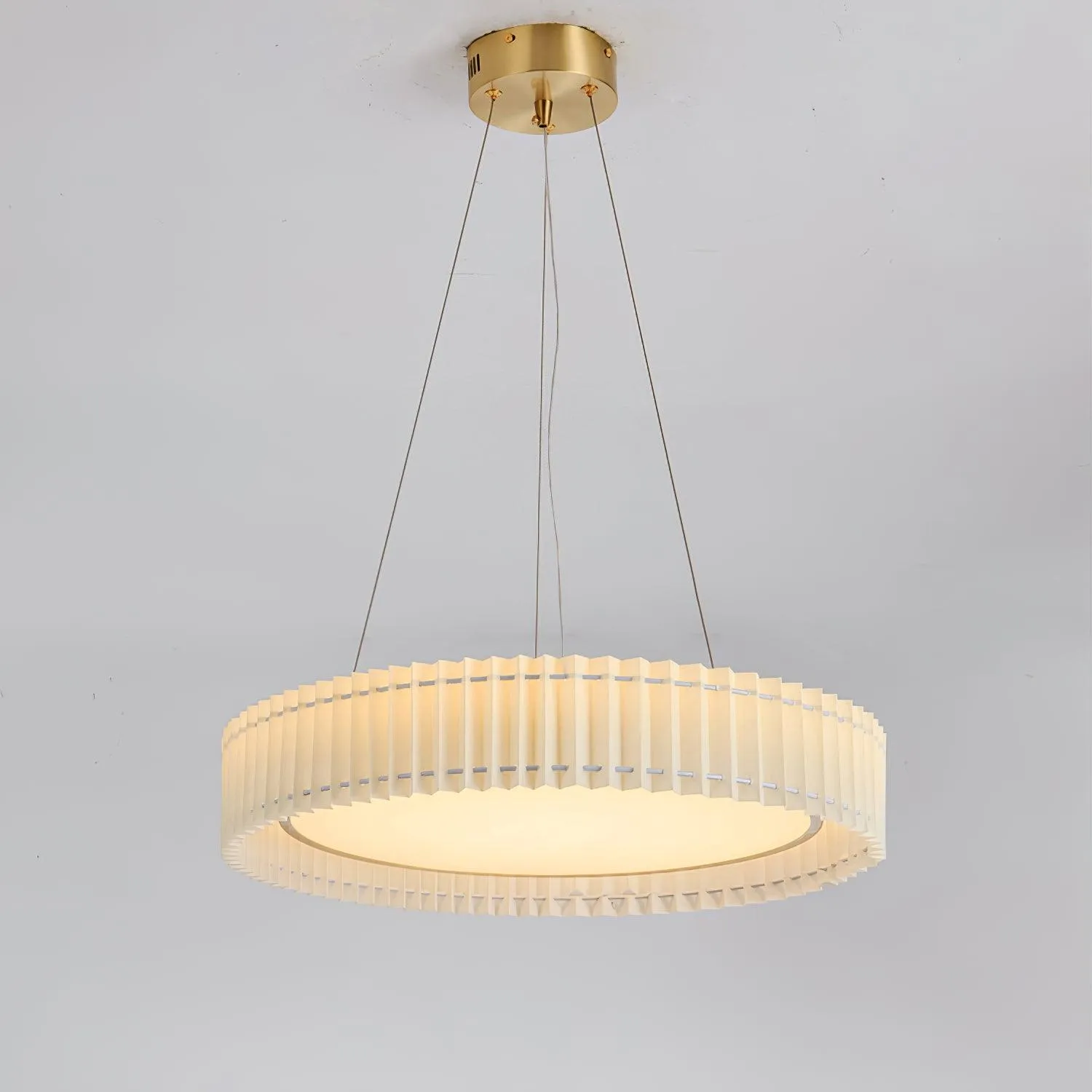 Round Pleated Pendant Lamp