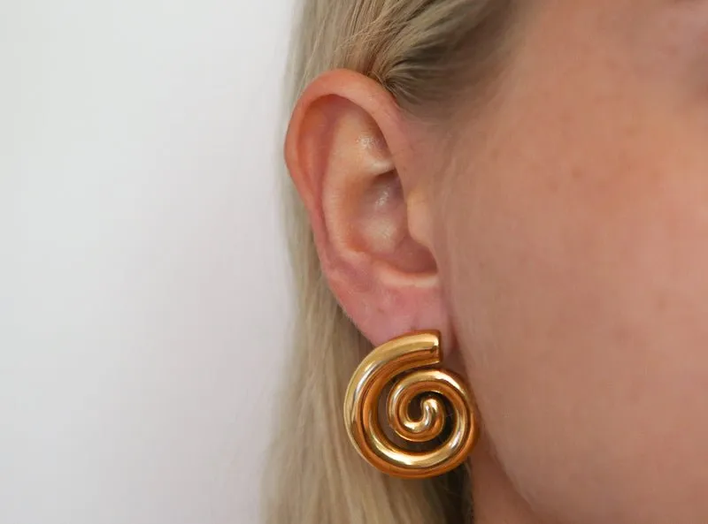 Spiral Studs