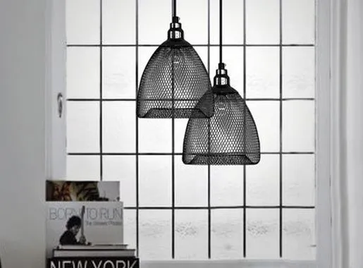 VENDELA Chainmail Mesh Hanging Lamp