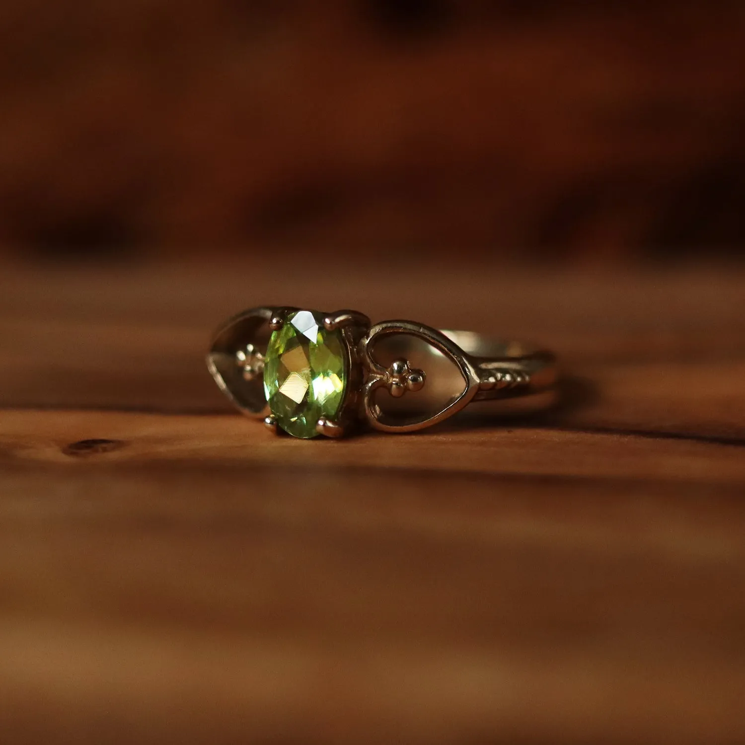 Vintage | Astrid Peridot Ring