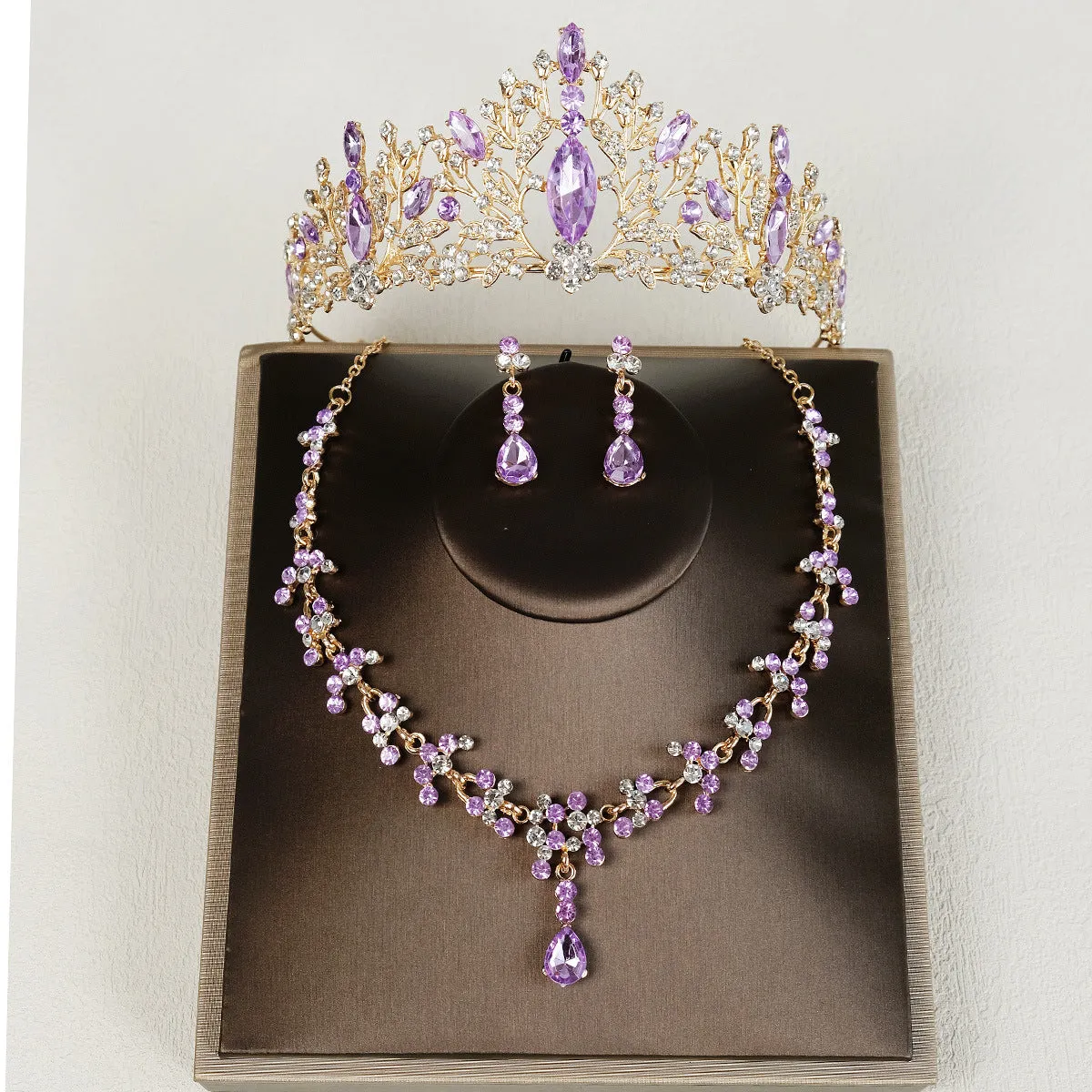 wedding bridal jewelry set wedding accessories high-end purple crystal necklace earrings crown three-piece set